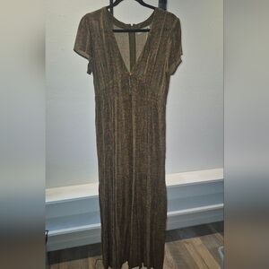 NATURAL LIFE Olive Floral Maxi Dress